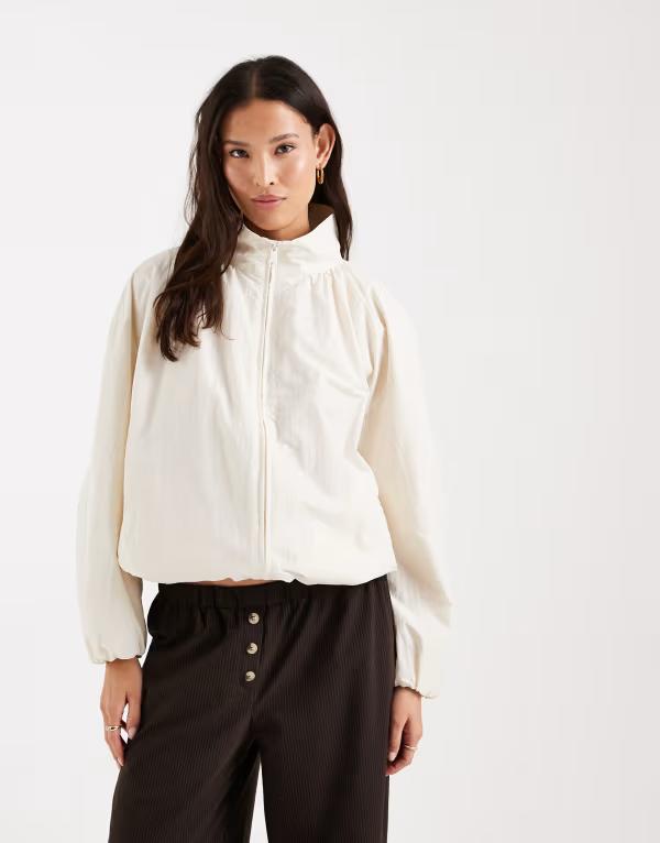 エイソス レディース アウター ジャケット・ブルゾン ASOS DESIGN oversized bubble hem track jacket Off white オフホワイト
