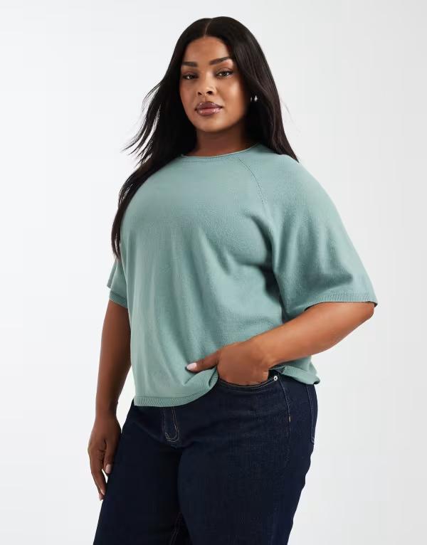 オンリーカーブ レディース アウター ニット・セーター ONLY Curve short sleeve knit sweater in light Chinois green グリーン|ReVida 店