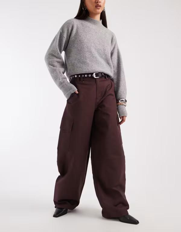 エイソス レディース ボトムス カジュアルパンツ ASOS DESIGN balloon pants with utility pocket details in fudge