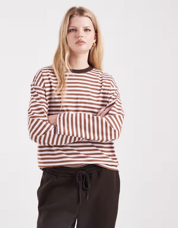 コットンオン レディース トップス Tシャツ Cotton oversized boxy long sleeve T-shirt in striped walnut STRIPED WALNUT ストライプ｜ReVida 店