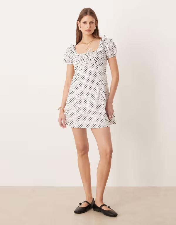 グラマラス レディース トップス ワンピース ドット ミニ Glamorous babydoll mini dress with tie bust in polka dots Polka dot ドット