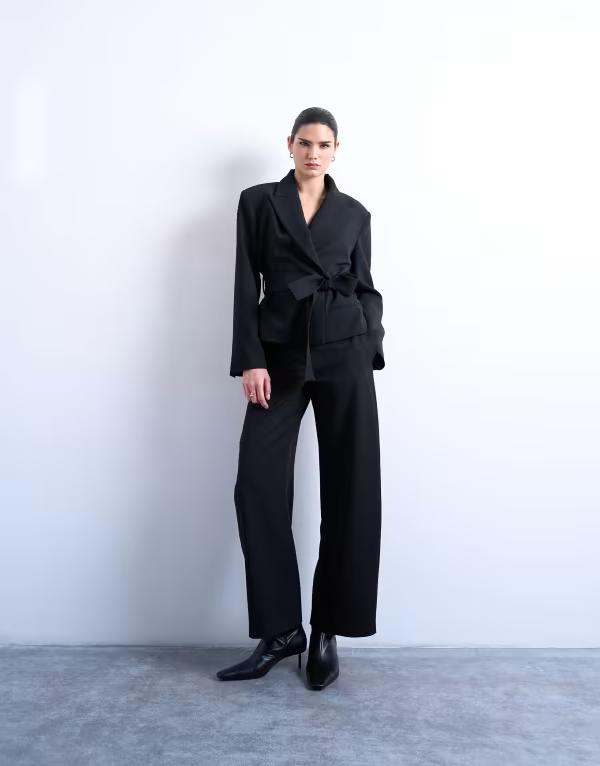 トップショップ レディース ボトムス カジュアルパンツ Topshop barreleg pants Black ブラック