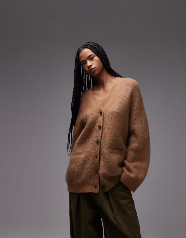 アンドアザーストーリーズ レディース アウター カーディガン Vネック ウール & Other Stories pure wool and mohair blend hairy v neck cardigan with front pockets BROWN ブラウン
