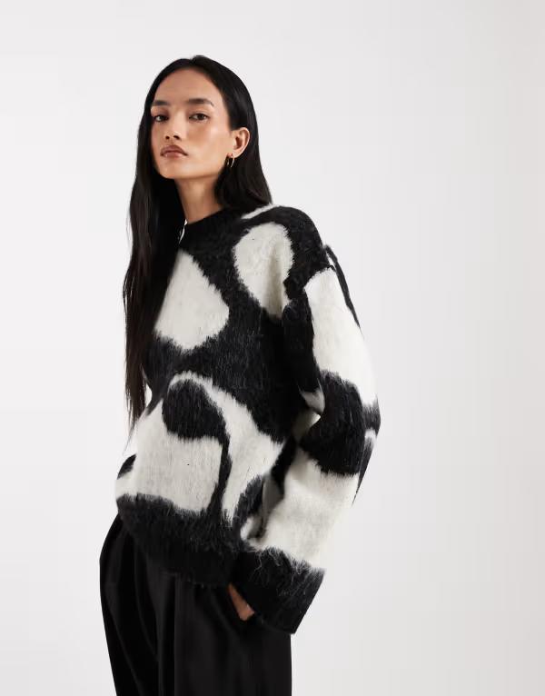 エイソス レディース アウター ニット・セーター プリント ASOS DESIGN brushed knit sweater and white print Black And Ecru エクリュ