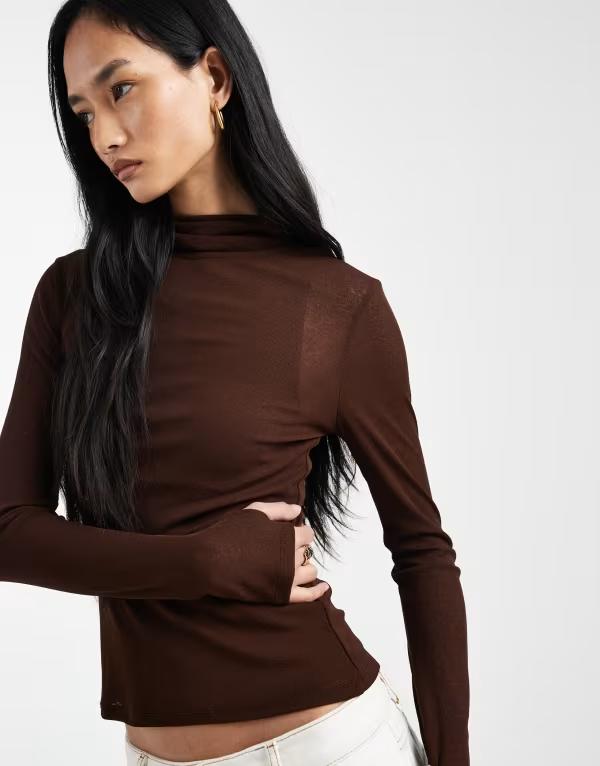 エイソス レディース トップス Tシャツ スタンドネック ASOS DESIGN double layer long sleeve funnel neck top with ruching detail in chocolate BROWN ブラウン