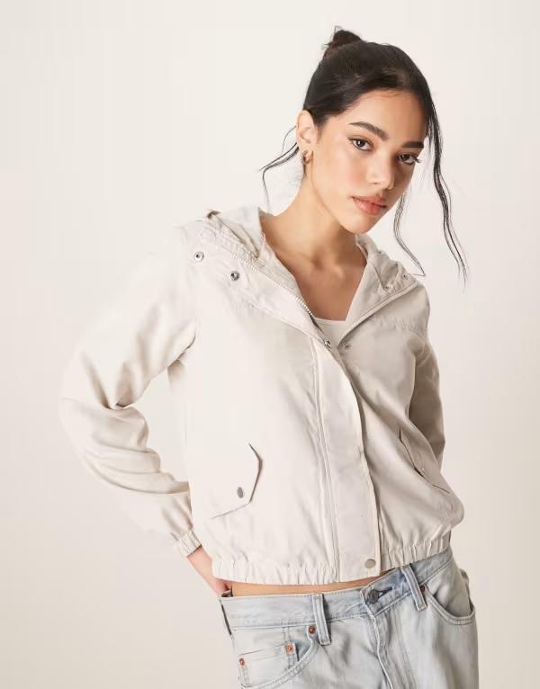 ジェイディーワイ レディース アウター ジャケット・ブルゾン クロップド JDY hooded lightweight cropped jacket BEIGE ベージュ|ReVida 店