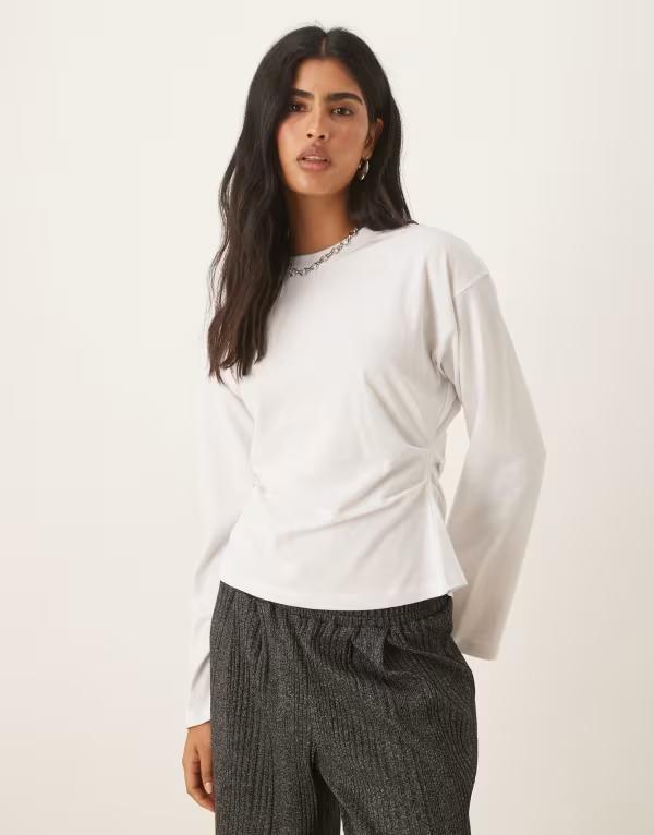 エイソス レディース トップス Tシャツ ASOS DESIGN long sleeve corset waistee WHITE ホワイト
