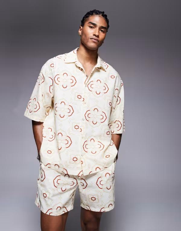 エイソス メンズ トップス プルオーバー 刷り上げる ASOS DESIGN oversized shirt with geo print - part of a set BEIGE ベージュ