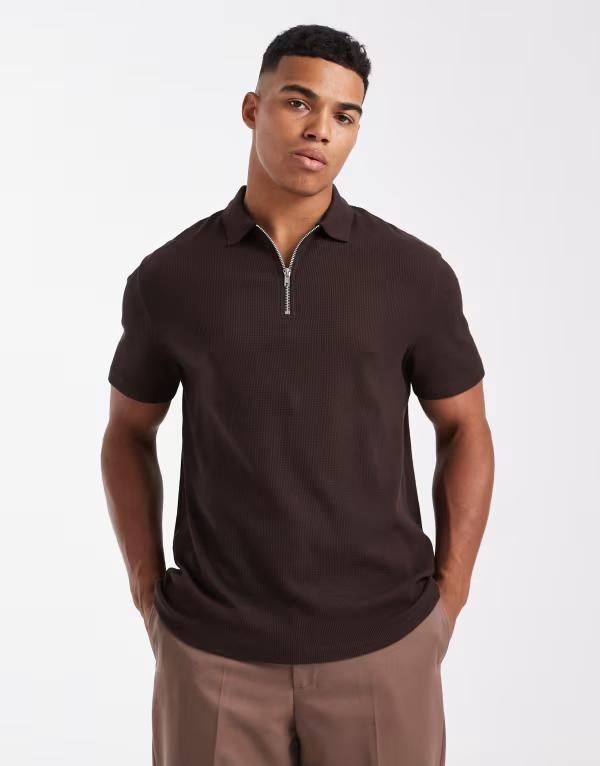 エイソス メンズ トップス ポロシャツ ASOS DESIGN zipolo shirt in dark brown waffle Mole ブラウン