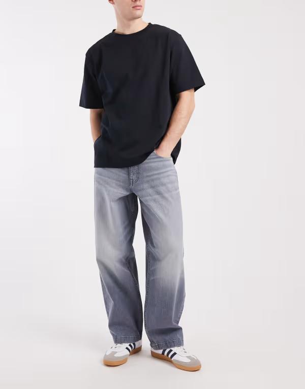 エイソス メンズ ボトムス ジーンズズボン下 デニム ASOS DESIGN loose straight jeansulphur wash Gray 薄墨色