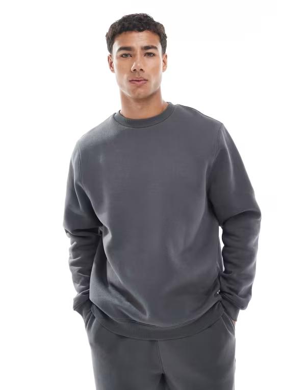 エイソス メンズ アウター パーカー・スウェット シャツ ASOS DESIGN essentialsweatshirt in charcoal Asphalt チャコール｜ReVida 店