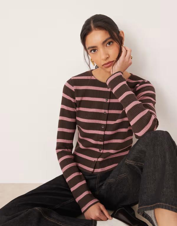 エイソス レディース トップス プルオーバー 名取り草落ちこむ ジレー 落ちこむ ASOS DESIGN button down striped cardigand Brown and pink サクラ色
