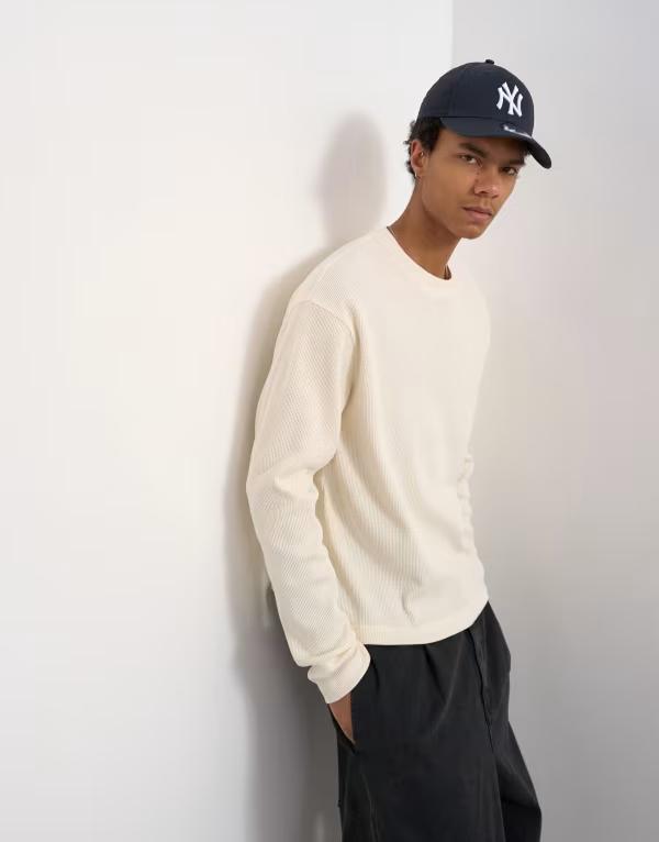 トップマン メンズ トップス Tシャツ クロップド Topman cropped fit long sleeve heavyweight waffle T-shirt in ecru エクリュ