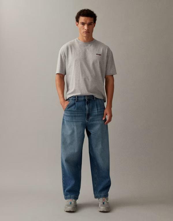 エイソス メンズ ボトムス デニムパンツ ジーンズ ASOS DESIGN relaxed tapered jeans in mid washed Mid washed Blue ブルー