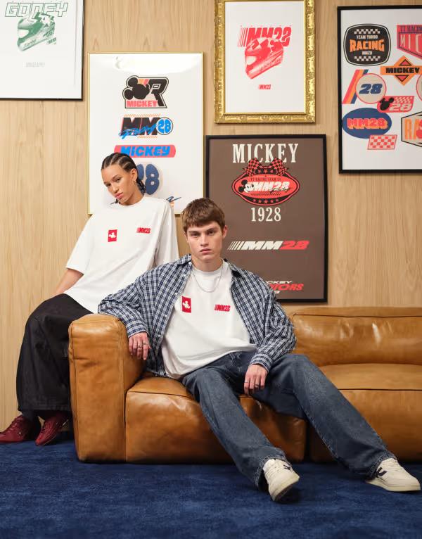 エイソス レディース トップス Tシャツ プリント ASOS DESIGN Disney racing oversized t-shirt with Mickey prints White ホワイト
