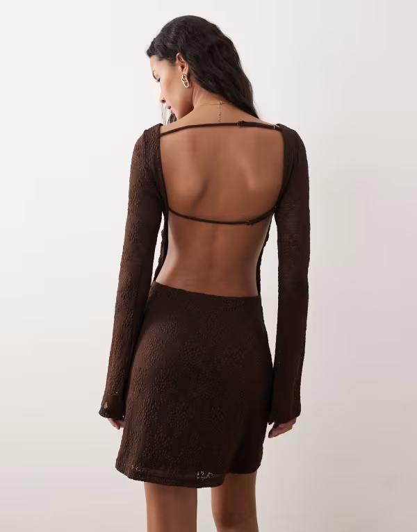 キスザスカイ レディース トップス 衣装 後押し食い違い ミニ スピード競技 Kiss The Sky Freya long sleeve backless mini dress lace BROWN 赤銅色