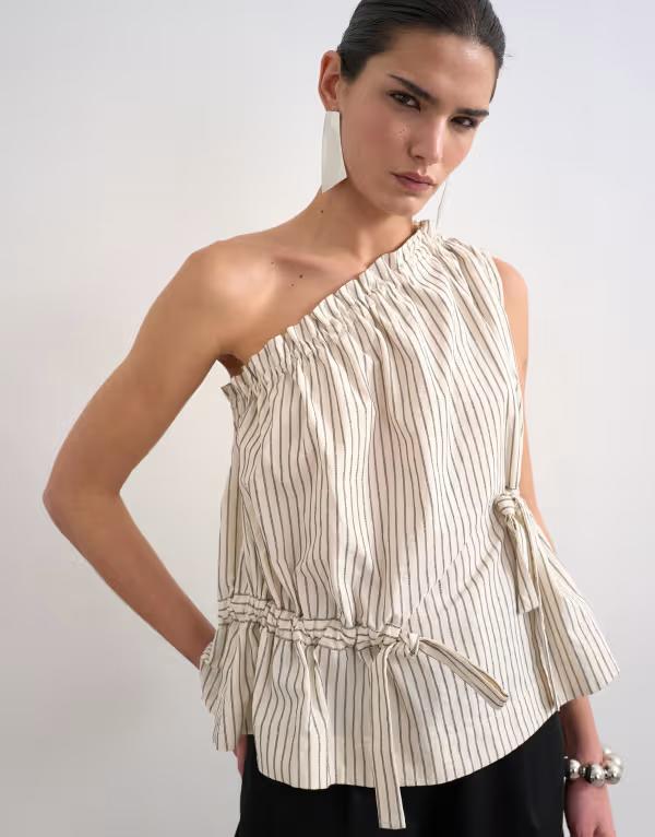 トップショップ レディース トップス タンクトップ モノクロ Topshop one shoulder woven striped top in monochrome Mono stripe ストライプ