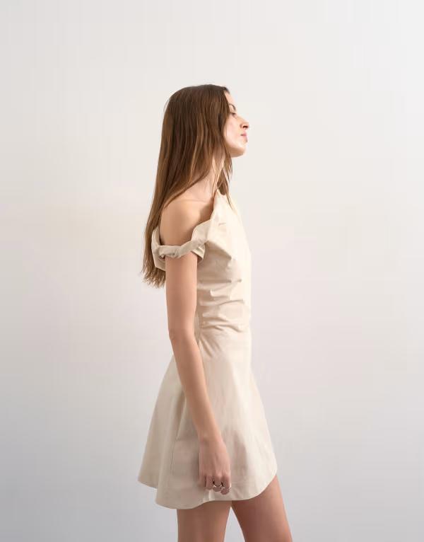 トップショップ レディース トップス ワンピース ミニ Topshop structured mini dress with twisted shoulder Off white オフホワイト｜ReVida 店 21,445円