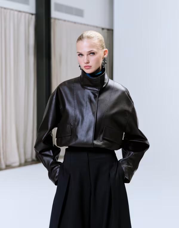 エイソス レディース アウター 上衣・上衣 照明ランプ素っ首 なめし革 フェイクレザー ASOS DESIGN faux leather funnel neck jacket インチ chocolate BROWN 赤銅色
