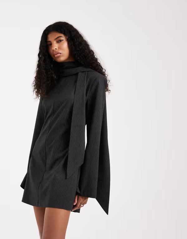 エイソス レディース トップス 衣装 ミニ ASOS DESIGN tailored mini dress with scarf detail stripe Gray Stripe 薄墨色