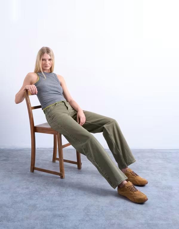 トップショップ レディース ボトムス デニムパンツ ストレート ローライズ ジーンズ Topshop Ember low rise straight leg jeans Khaki カーキ|ReVida 店