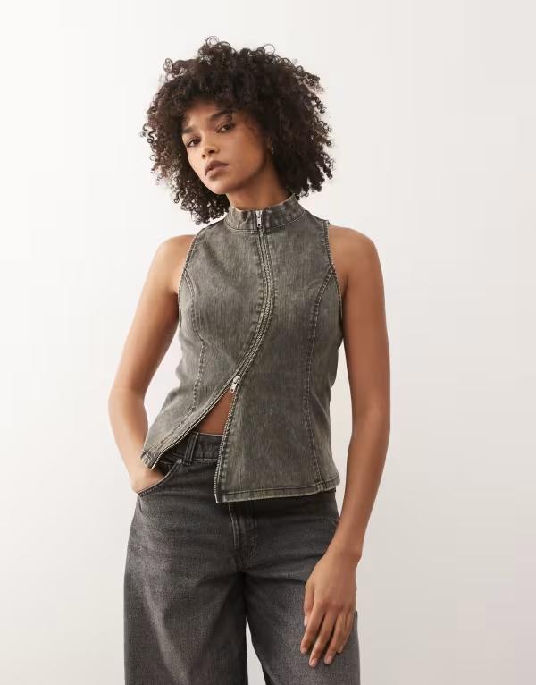 ウィークデイ レディース トップス Tシャツ ハイネック Weekday high neck top with zip detail in washed gray グレー 16,410円