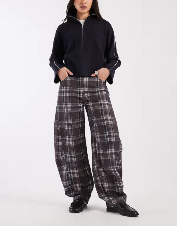 エイソス レディース ボトムス カジュアルパンツ プリント ジーンズ ASOS DESIGN mid rise barrel jeans in plaid print Multi check マルチカラー