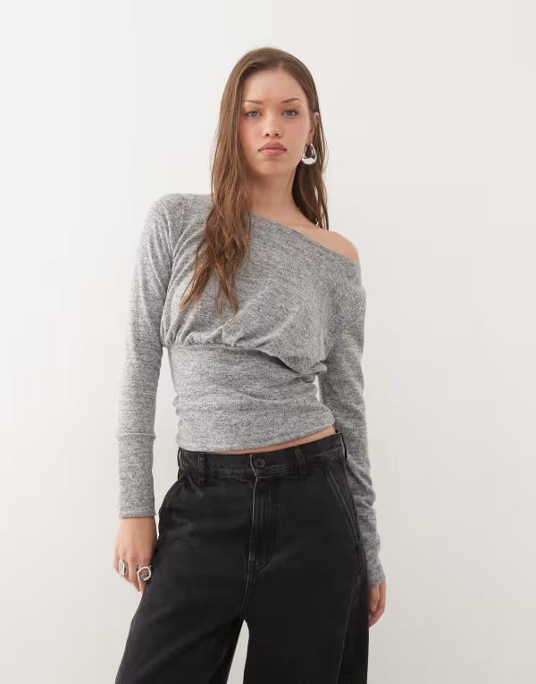 コルージョン レディース トップス Tシャツ COLLUSION Deep hem slash neck long sleeve top LIGHT GRAY グレー