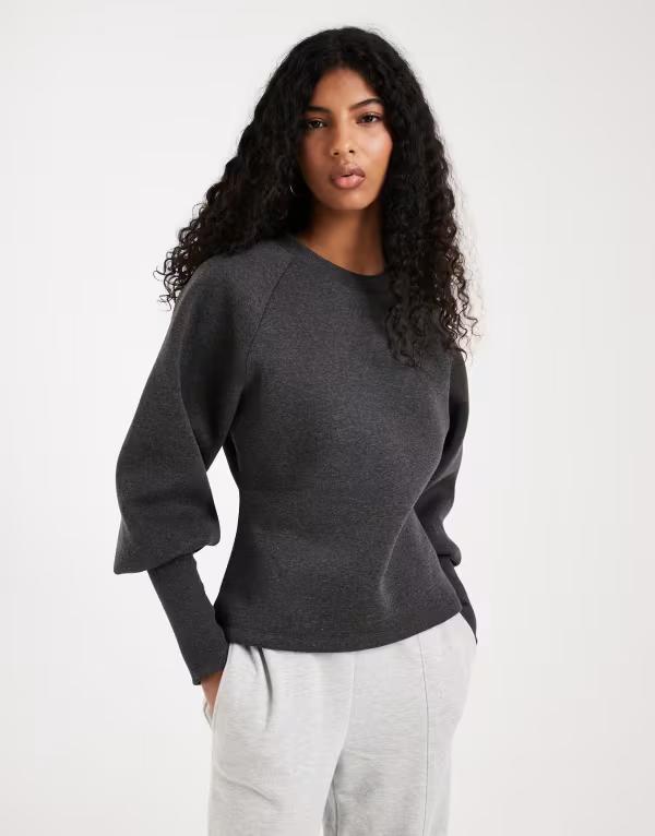 エイソス レディース トップス Tシャツ ASOS DESIGN long sleeve cinched top in charcoal チャコール