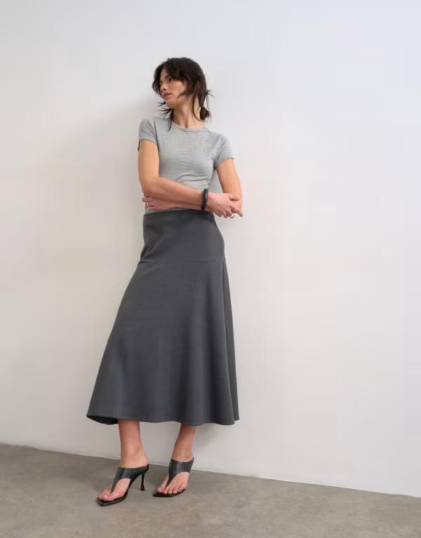 トップショップ レディース ボトムスカート ミディ Topshop softouch dropped waist midi skirt in charcoal Gray グレー｜ReVida 店