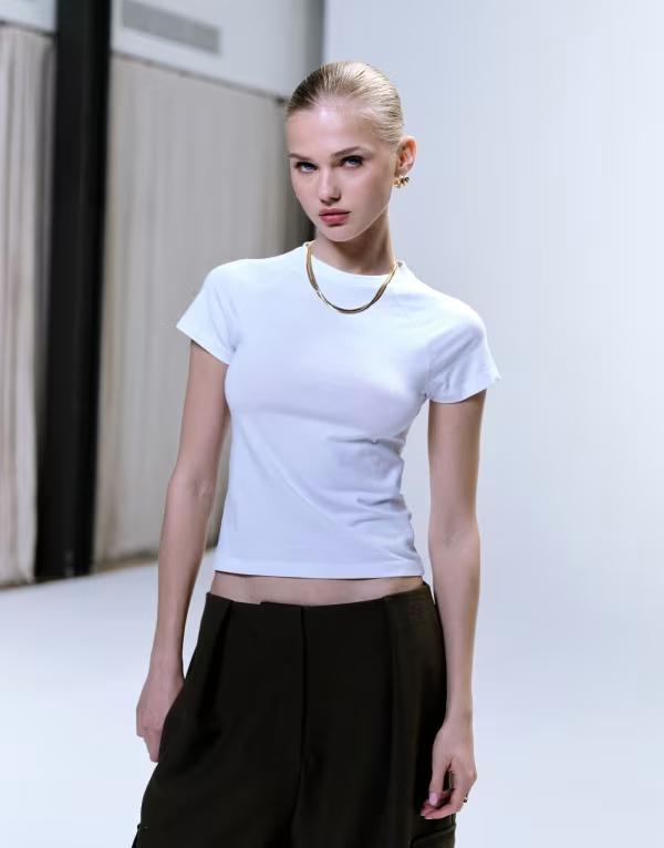 ノイジーメイ レディース トップス Tシャツ レギュラーフィット キャップ Noisy May regular fit cap sleeve T-shirt Bright White ホワイト