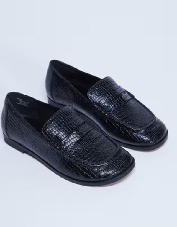 トップショップ レディース シューズ スリッポン・ローファー Topshop Charlie flat loafers lizard Black ブラック｜ReVida 店