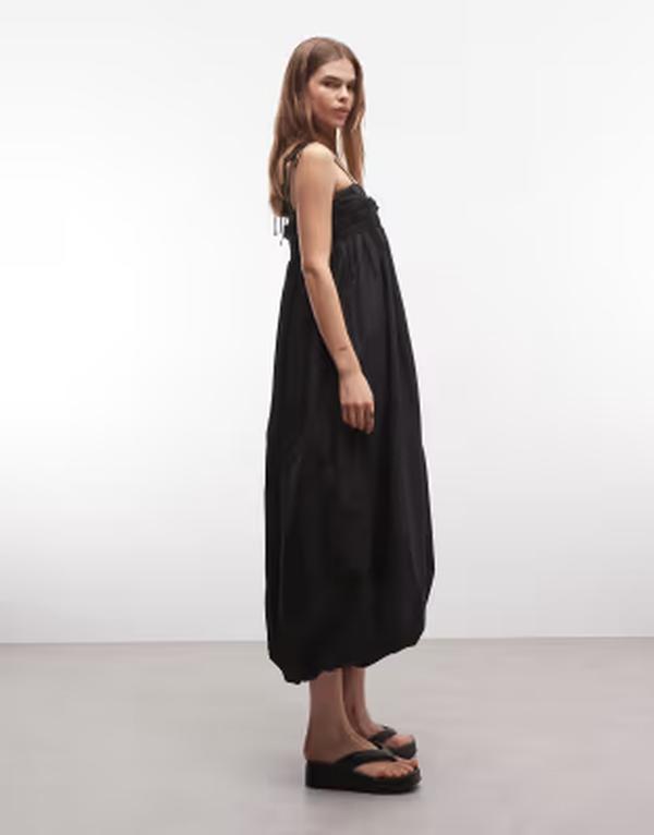 リクレイム ヴィンテージ レディース トップス ワンピース マキシ Reclaimed Vintage maxi cami smock dress with bubble hem and bows black ブラック|ReVida 店