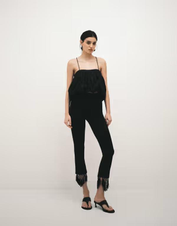 エイソス レディース ボトムス 心地好いズボン下 旗がしら ASOS DESIGN ponte capri pants with tassel hem Black 黒いこと
