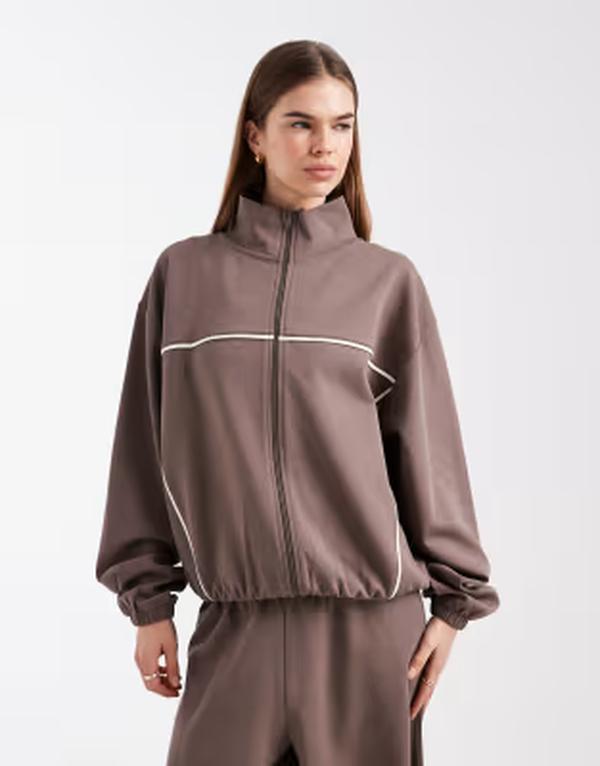 エイソス レディース アウター ジャケット・ブルゾン フーデッドジャケット ASOS DESIGN zip up hooded jacket in chocolate - part of a set Chocolate チョコレート｜ReVida 店 14,686円