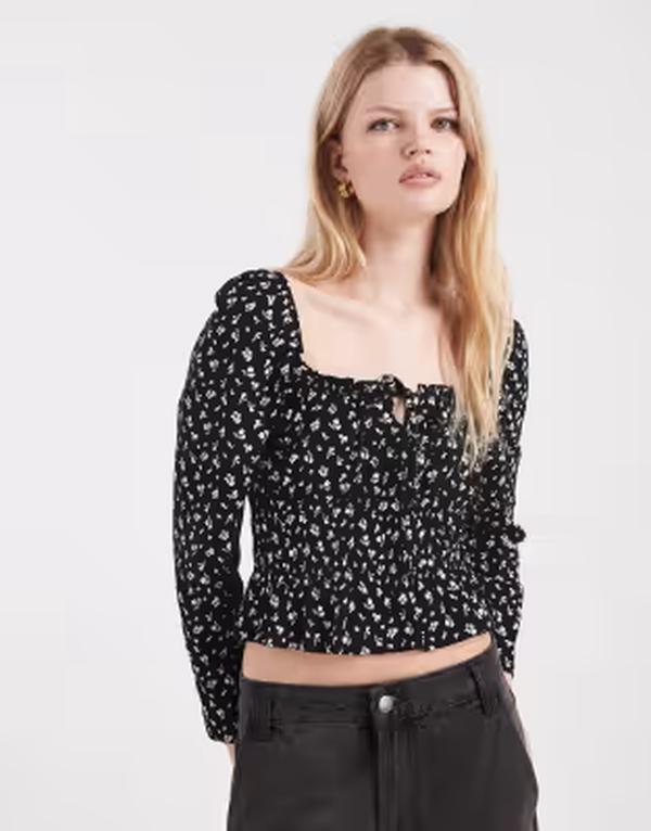 ミスセルフフリッジ レディース トップス シャツ プリント Misselfridge long sleeve milkmaid top in dark baseditsy print Ditsy floral