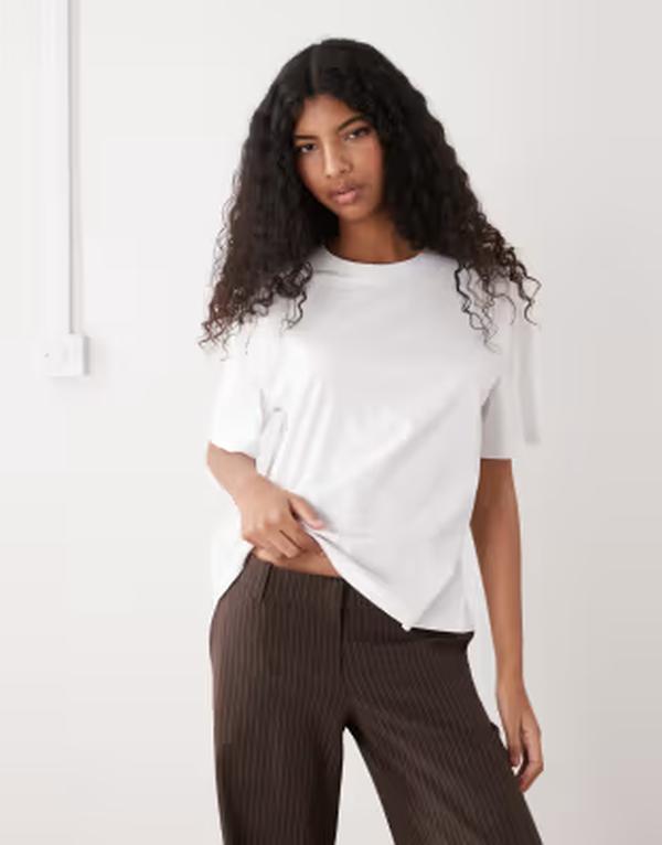 モンキ レディース トップス Tシャツ Monki Ash boxy tee White ホワイト