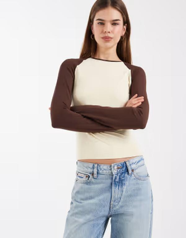 エイソス レディース トップス Tシャツ コントラスト ASOS DESIGN long sleeve contrastop buttermilk and chocolate Buttermilk チョコレート