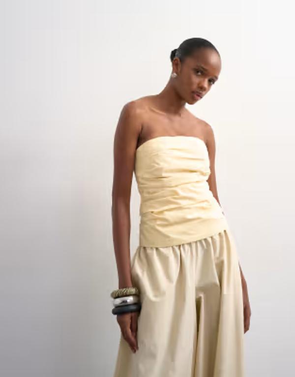 トップショップ レディース トップス タンクトップ Topshop gathered bandeau top in buttermilk