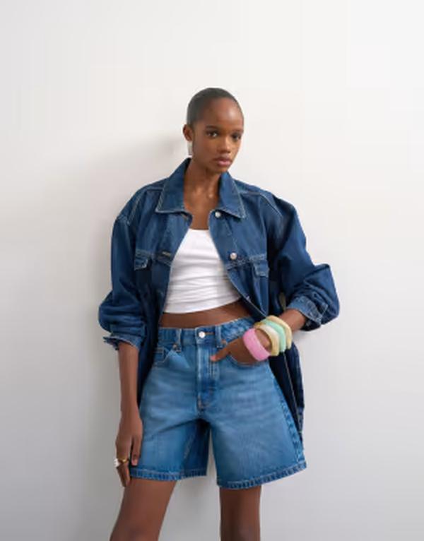 トップショップ レディース ボトムス ハーフパンツ・ショーツ ショートパンツ デニム Topshop denim Editor shorts in mid BLUE ブルー