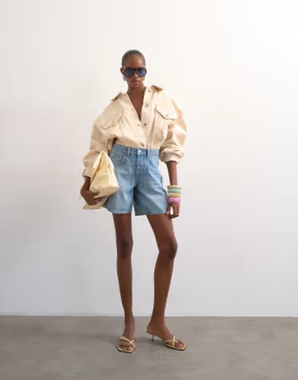 トップショップ レディース ボトムス ハーフパンツ・ショーツ デニム Topshop denim editor short in bleach デニム