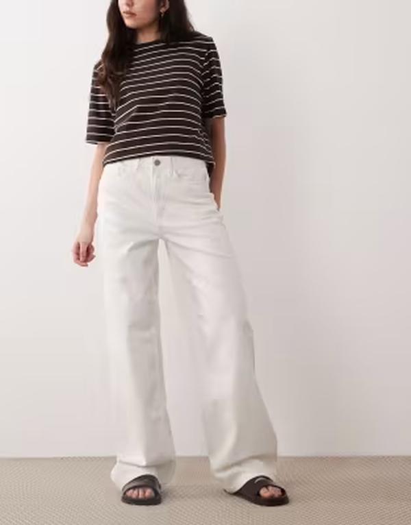 ヴィラ レディース ボトムス デニムパンツ ワイドレッグ ハイウエスト ジーンズ VILA Freya high waist wide leg jeans Cloudancer ホワイト｜ReVida 店