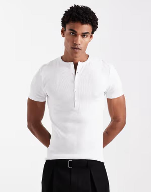 エイソス メンズ トップス Tシャツ ヘンリーネック ASOS DESIGN muscle fit-shirt withenley neck rib WHITE ホワイト