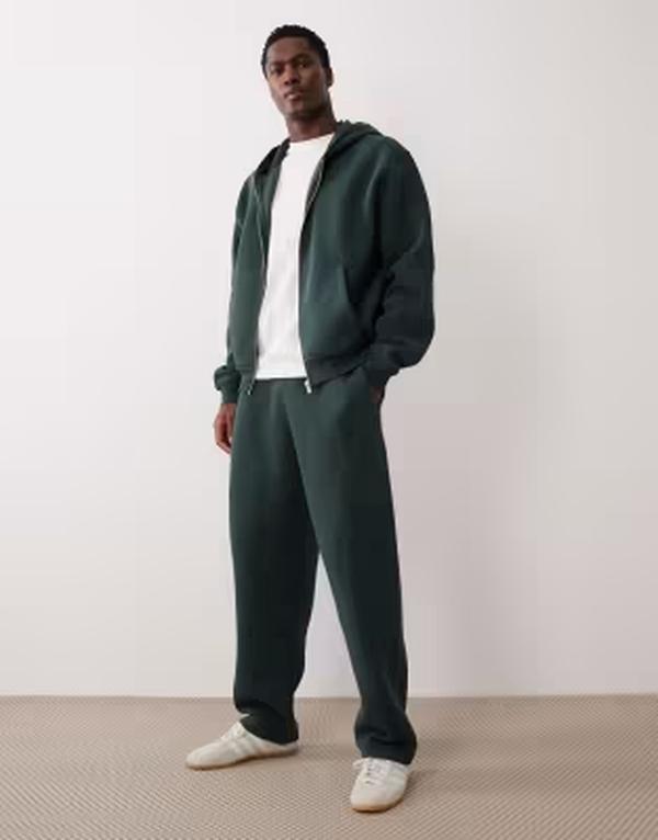エイソス メンズ ボトムス 心地よいズボン下 スウェットパンツ ASOS DESIGN oversized washed sweatpants DARK GREEN 緑であること