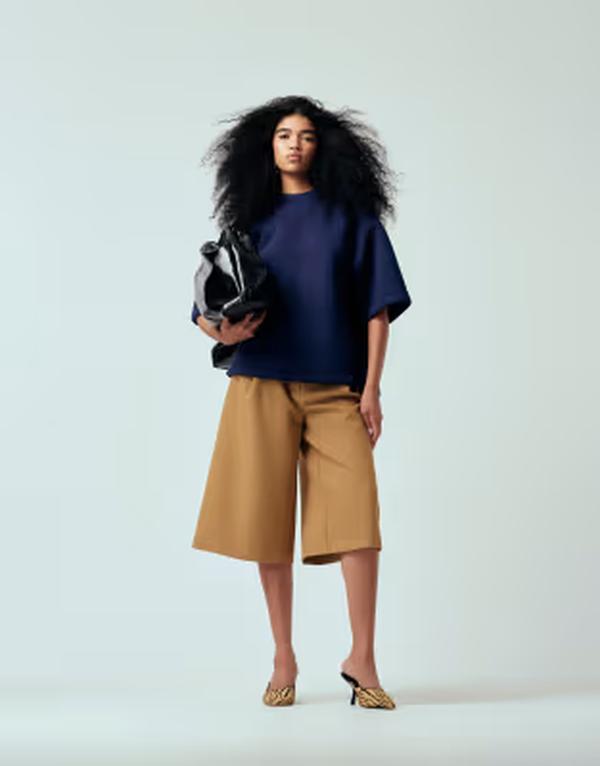 エイソス レディース ボトムス ハーフパンツ・ショーツ ASOS DESIGN tailored longline culottes in camel キャメル
