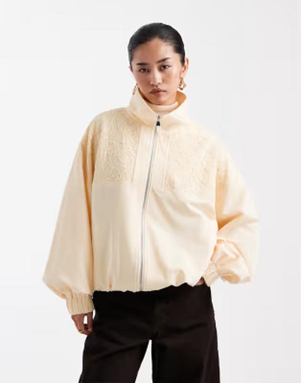 ミスセルフフリッジ レディース アウター ジャケット・ブルゾン スタンドネック レース Misselfridge lace insert funnel neck track jacket in buttermilk