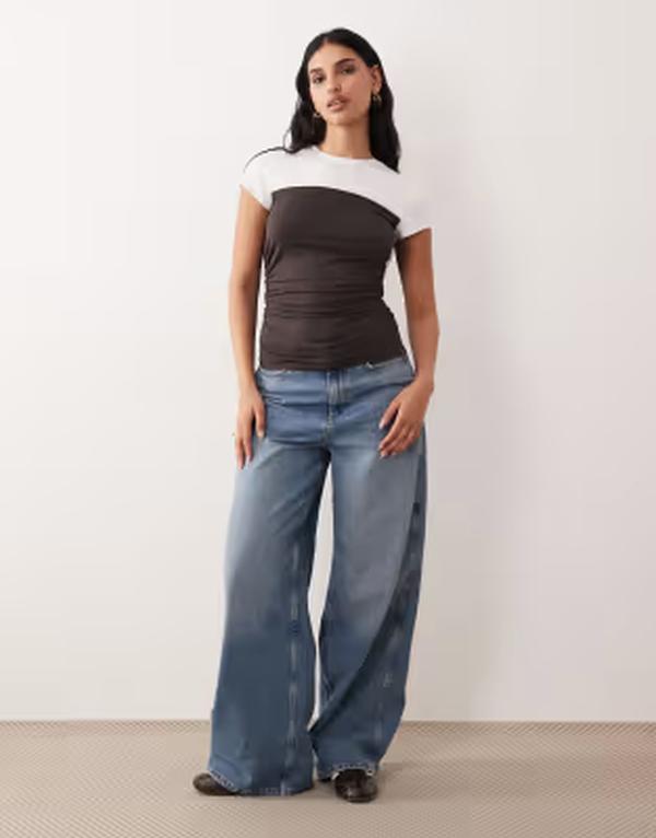 エイソス レディース トップス Tシャツ ASOS DESIGN modal short sleeve top with ruching and Brown&white ホワイト
