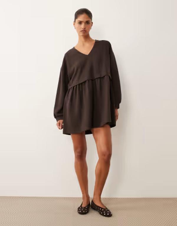 ミスセルフフリッジ レディース トップス ワンピース Vネック ミニ Misselfridge v-neck brushed rib mini smock dress in chocolate BROWN ブラウン｜ReVida 店