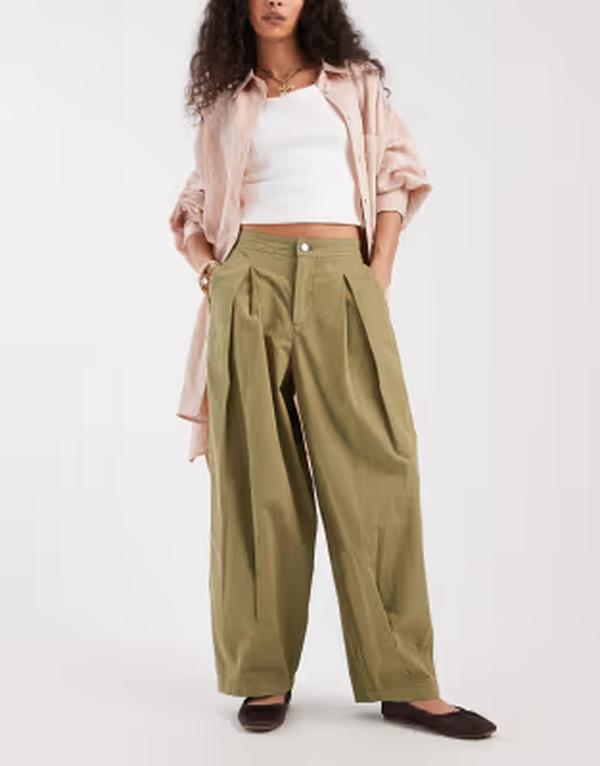 ミスセルフフリッジ レディース ボトムス カジュアルパンツ Misselfridge casual barreleg pants Khaki カーキ 15,961円