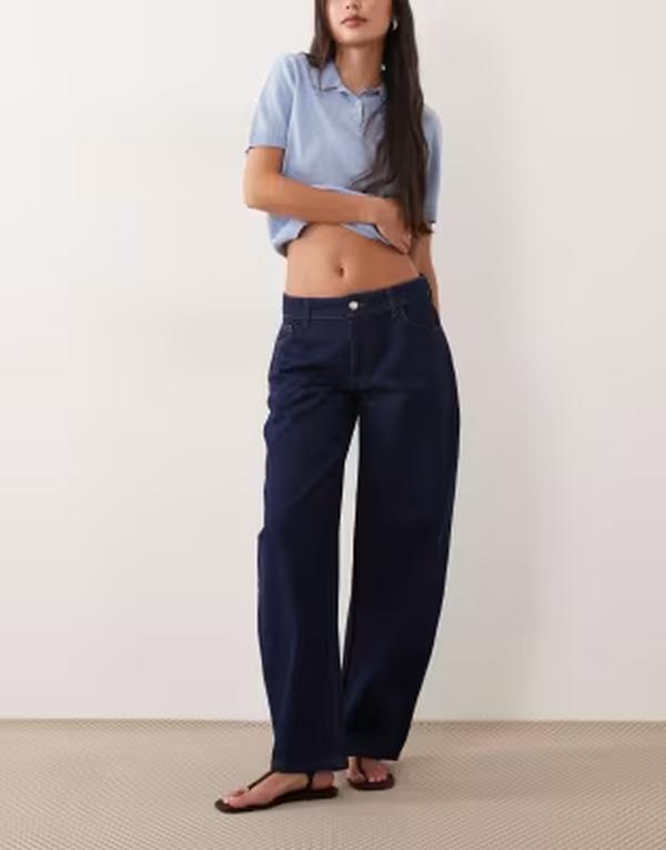 エイソス レディース ボトムス デニムパンツ ローライズ ジーンズ ASOS DESIGN low rise barreleg jeans indigo INDIGO インディゴ